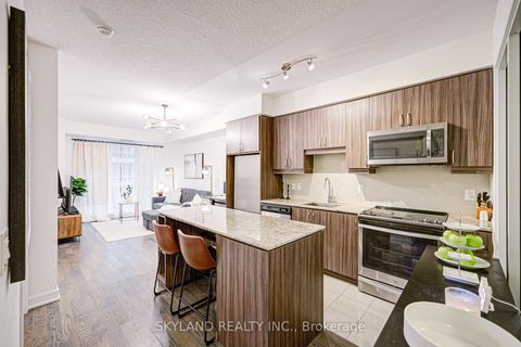 Photo 5 at NW 406 - 9201 Yonge Street, Langstaff, Richmond Hill