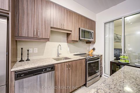 Photo 8 at NW 406 - 9201 Yonge Street, Langstaff, Richmond Hill