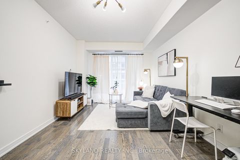 Photo 10 at NW 406 - 9201 Yonge Street, Langstaff, Richmond Hill