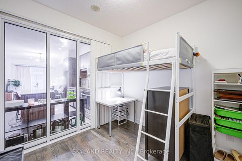 Photo 18 at NW 406 - 9201 Yonge Street, Langstaff, Richmond Hill