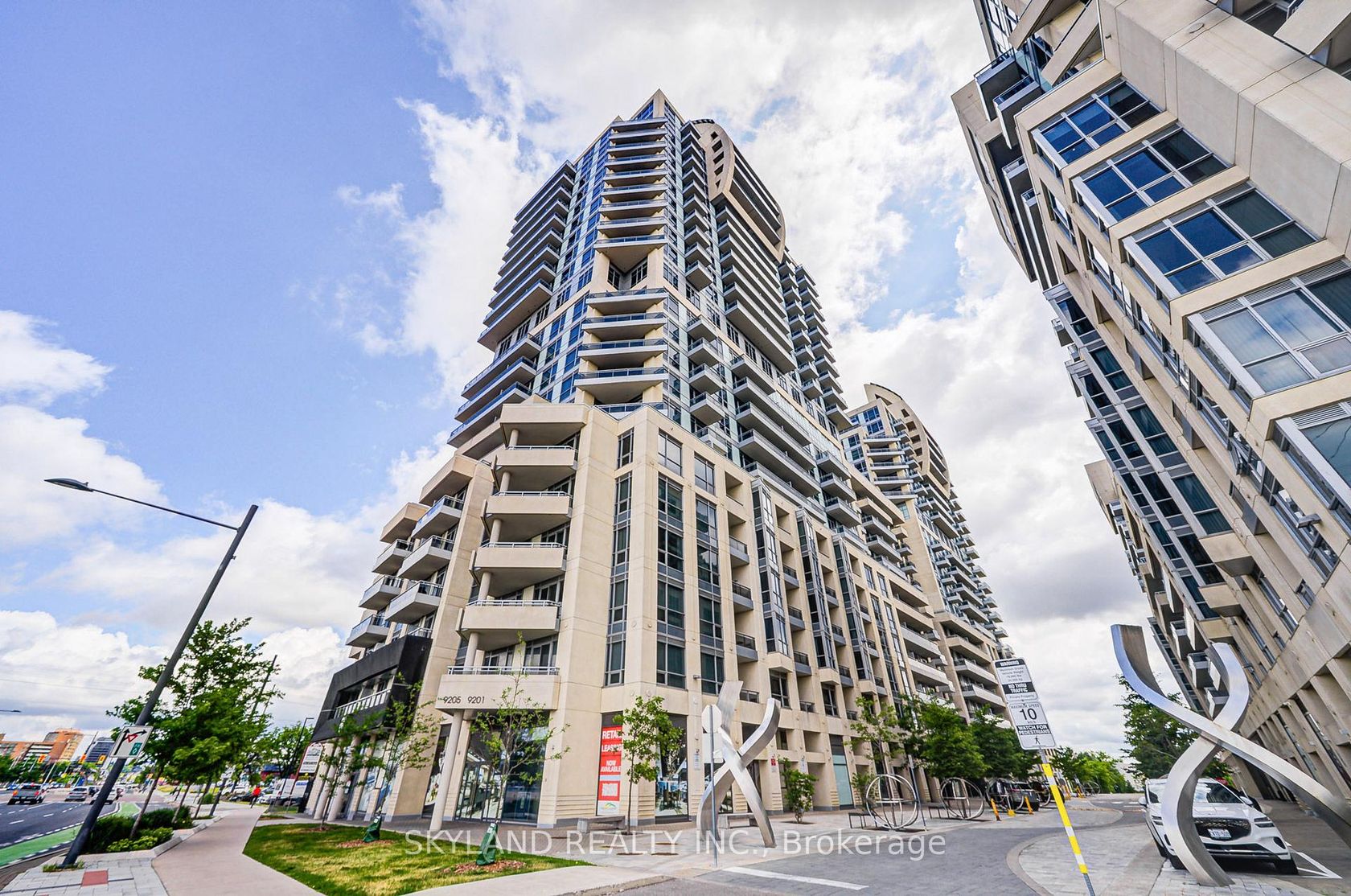 NW 406 - 9201 Yonge Street, Langstaff, Richmond Hill 