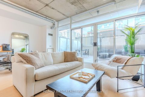 Photo 2 at 212 - 66 Portland Street, Waterfront Communities C1, Toronto