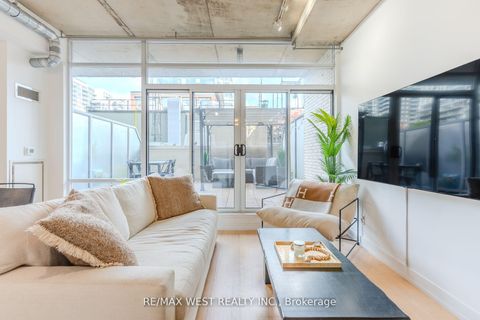 Photo 3 at 212 - 66 Portland Street, Waterfront Communities C1, Toronto