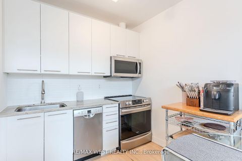 Photo 8 at 212 - 66 Portland Street, Waterfront Communities C1, Toronto