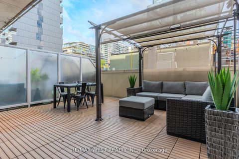 Photo 15 at 212 - 66 Portland Street, Waterfront Communities C1, Toronto