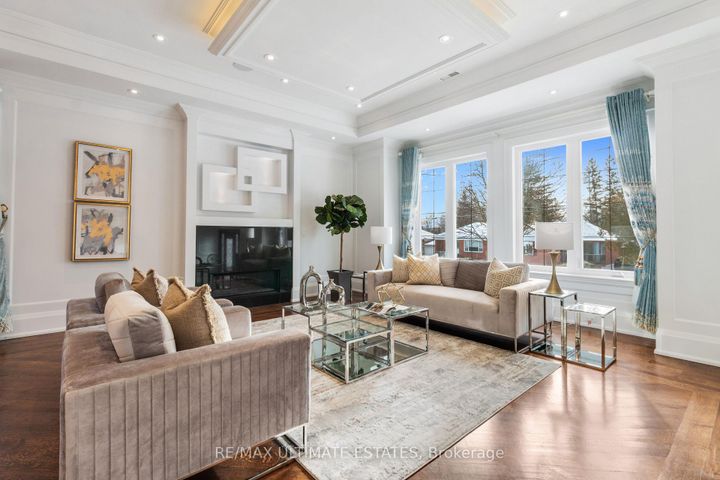 Photo 5 at 26 Madawaska Avenue, Newtonbrook East, Toronto