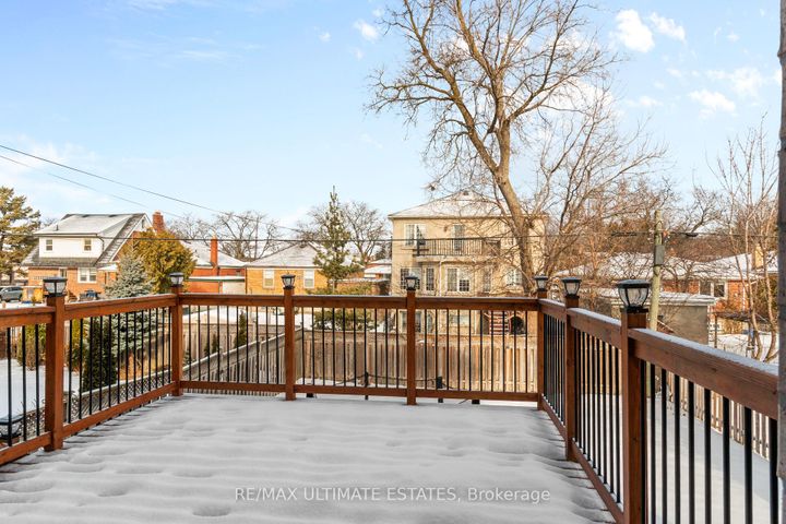 Photo 23 at 26 Madawaska Avenue, Newtonbrook East, Toronto