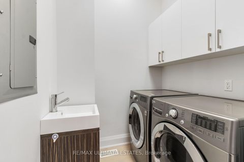 Photo 35 at 26 Madawaska Avenue, Newtonbrook East, Toronto