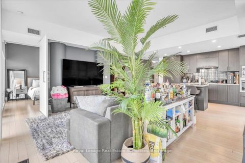 Photo 7 at 323 - 29 Queens Quay E, Waterfront Communities C8, Toronto