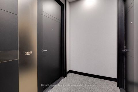 Photo 28 at 323 - 29 Queens Quay E, Waterfront Communities C8, Toronto