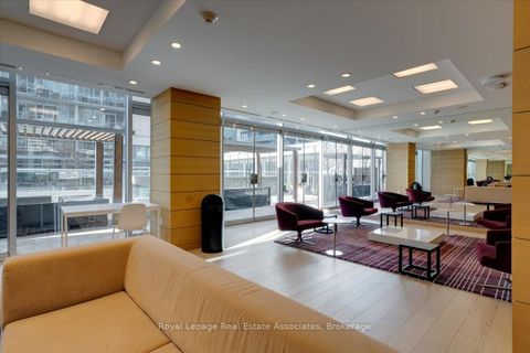 Photo 32 at 323 - 29 Queens Quay E, Waterfront Communities C8, Toronto