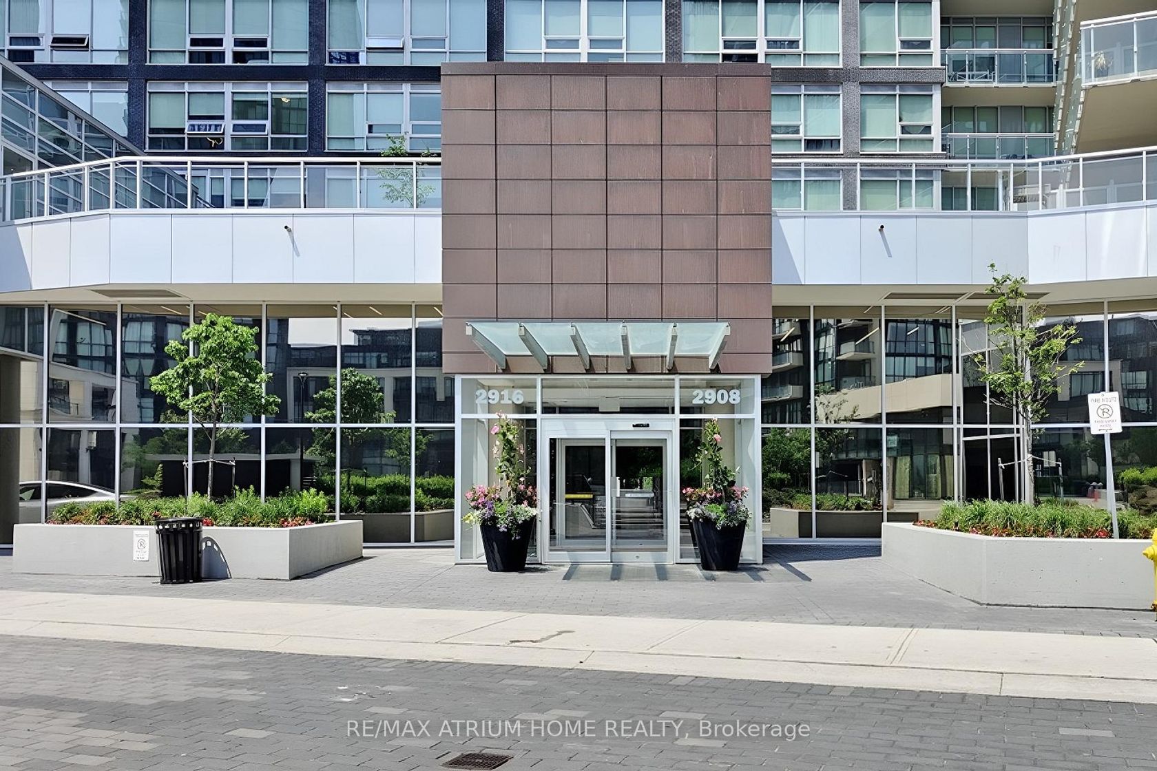 1510 - 2916 Highway 7 Road, Concord, Vaughan 