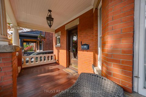 Photo 2 at 5 Ellerbeck Street, Danforth, Toronto Photo 2 at 5 Ellerbeck Street, Danforth, Toronto