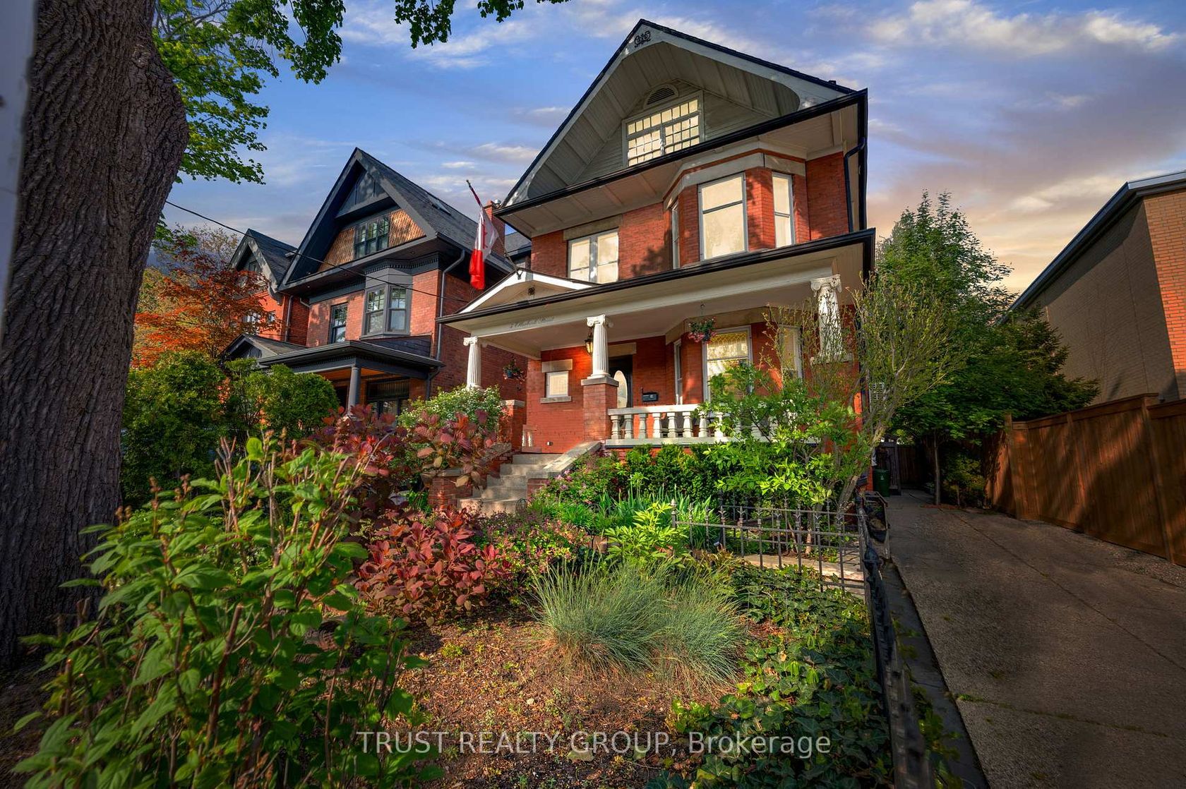5 Ellerbeck Street, Danforth, Toronto 