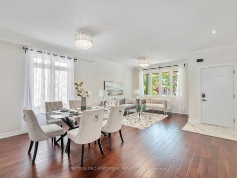 Photo 4 at 10 Auburndale Drive, Patterson, Vaughan