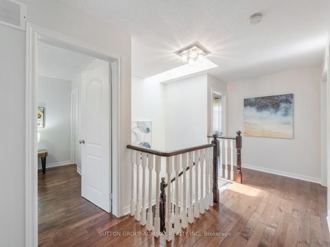 Photo 13 at 10 Auburndale Drive, Patterson, Vaughan