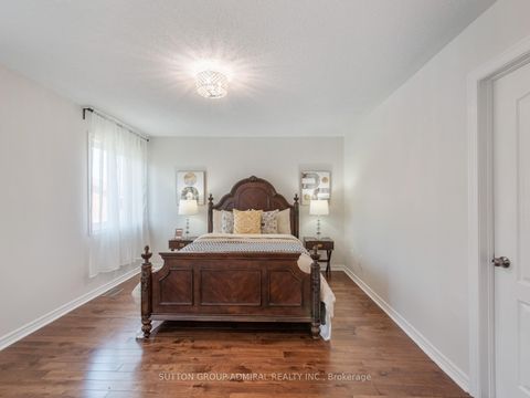 Photo 14 at 10 Auburndale Drive, Patterson, Vaughan