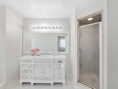 Photo 17 at 10 Auburndale Drive, Patterson, Vaughan