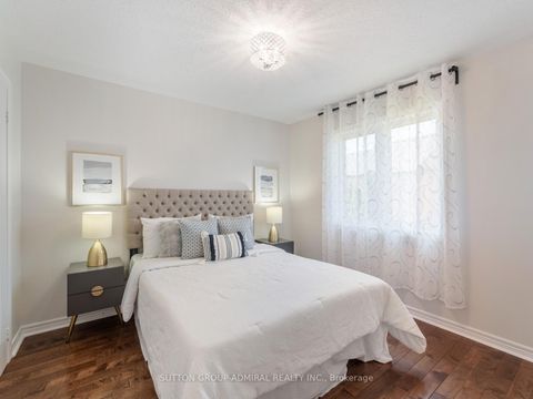 Photo 19 at 10 Auburndale Drive, Patterson, Vaughan