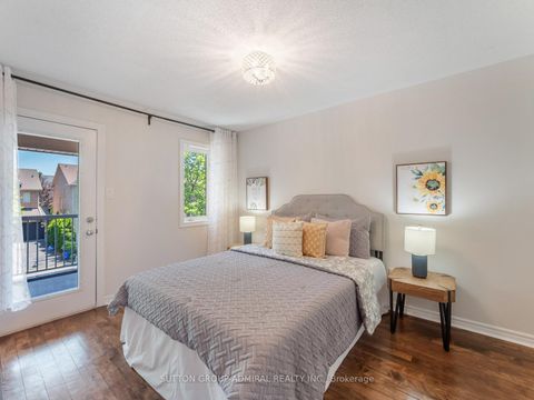 Photo 21 at 10 Auburndale Drive, Patterson, Vaughan