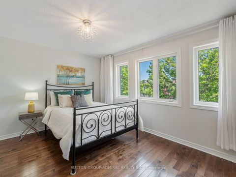 Photo 24 at 10 Auburndale Drive, Patterson, Vaughan