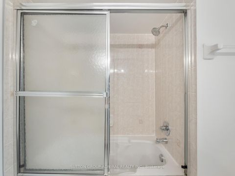 Photo 27 at 10 Auburndale Drive, Patterson, Vaughan