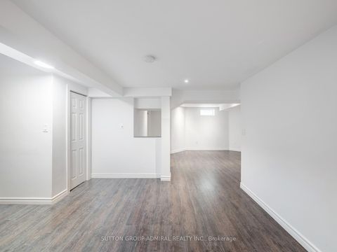 Photo 31 at 10 Auburndale Drive, Patterson, Vaughan