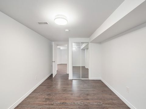 Photo 35 at 10 Auburndale Drive, Patterson, Vaughan