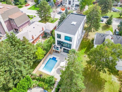 Photo 2 at 156 Garden Avenue, South Richvale, Richmond Hill