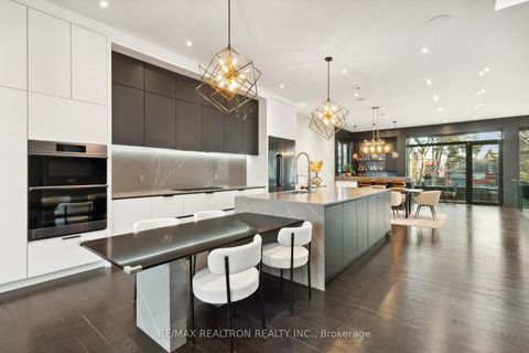 Photo 13 at 156 Garden Avenue, South Richvale, Richmond Hill