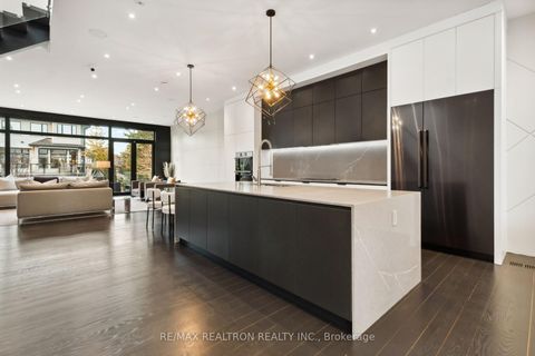 Photo 14 at 156 Garden Avenue, South Richvale, Richmond Hill