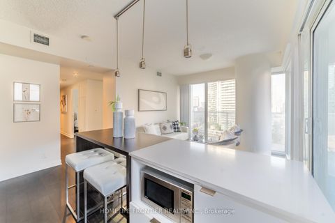 Photo 6 at 1207 - 88 Harbour Street, Waterfront Communities C1, Toronto