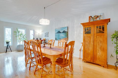 Photo 4 at 60 Snedden Avenue, Bayview Wellington, Aurora