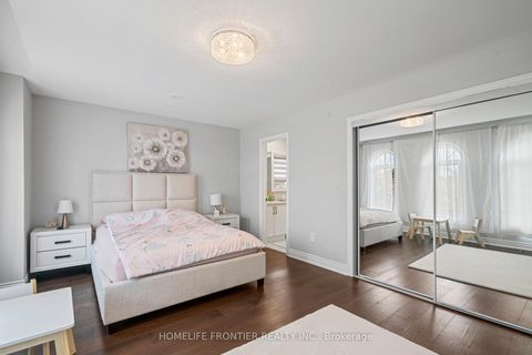 Photo 15 at 7 Edenbrook Crescent, Bayview Hill, Richmond Hill
