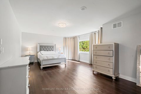 Photo 17 at 7 Edenbrook Crescent, Bayview Hill, Richmond Hill