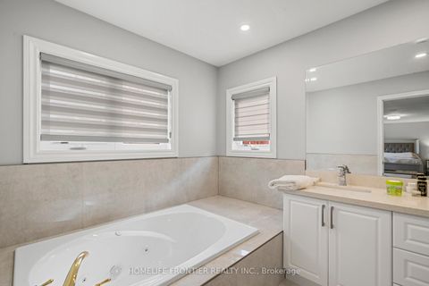 Photo 18 at 7 Edenbrook Crescent, Bayview Hill, Richmond Hill