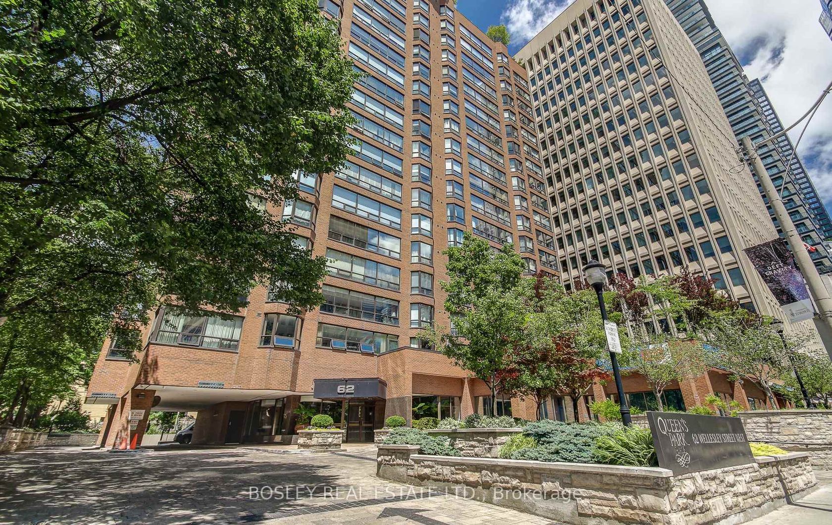 702 - 62 Wellesley Street W, Bay Street Corridor, Toronto 