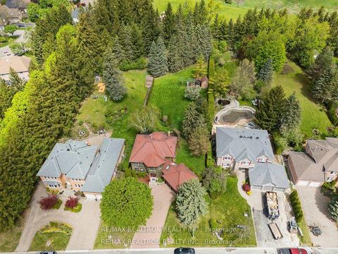 Photo 3 at 41 Bloomfield Trail, Oak Ridges, Richmond Hill