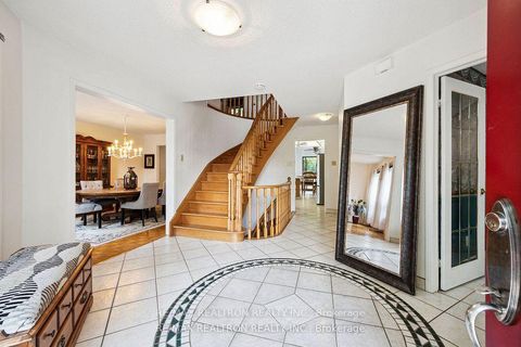Photo 6 at 41 Bloomfield Trail, Oak Ridges, Richmond Hill