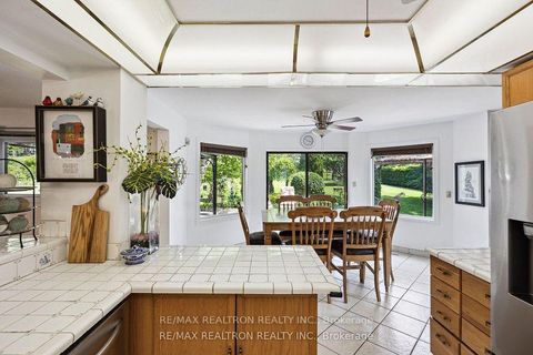 Photo 13 at 41 Bloomfield Trail, Oak Ridges, Richmond Hill