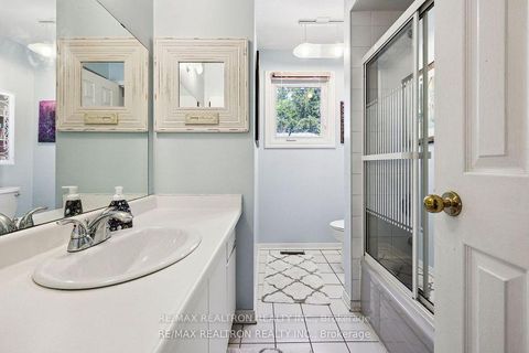 Photo 28 at 41 Bloomfield Trail, Oak Ridges, Richmond Hill