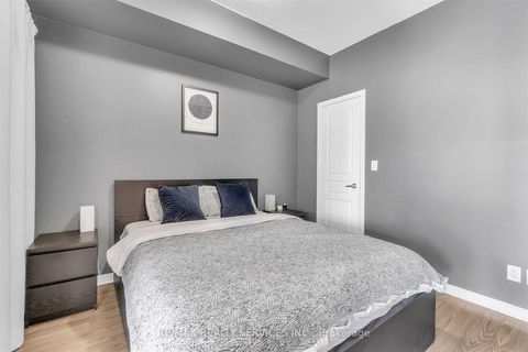 Photo 15 at 1413 - 352 Front Street W, Waterfront Communities C1, Toronto