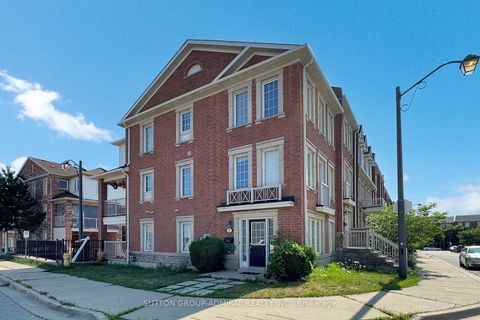 Photo 2 at 50 Jim Baird Mews, CFB, Toronto