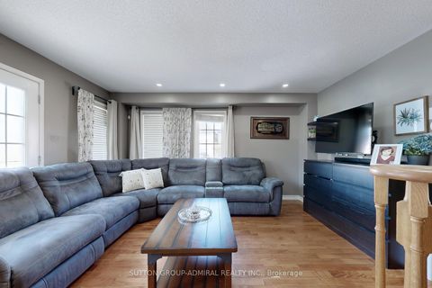 Photo 12 at 50 Jim Baird Mews, CFB, Toronto Photo 12 at 50 Jim Baird Mews, CFB, Toronto