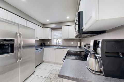 Photo 22 at 50 Jim Baird Mews, CFB, Toronto