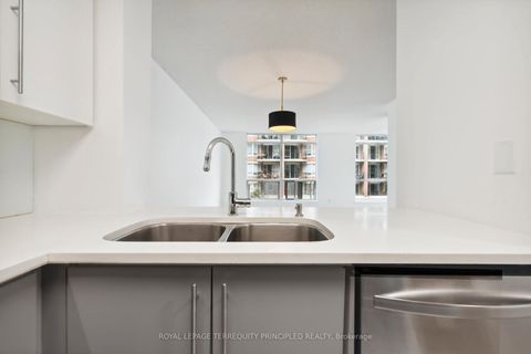 Photo 9 at 418 - 942 Yonge Street, Annex, Toronto