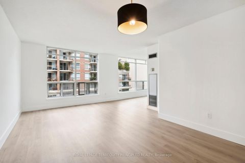 Photo 14 at 418 - 942 Yonge Street, Annex, Toronto