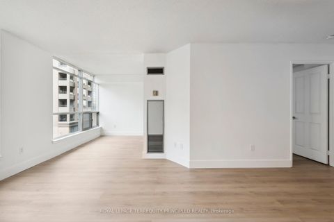 Photo 15 at 418 - 942 Yonge Street, Annex, Toronto