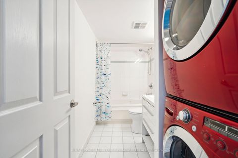 Photo 31 at 418 - 942 Yonge Street, Annex, Toronto Photo 31 at 418 - 942 Yonge Street, Annex, Toronto