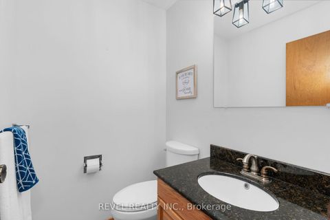 Photo 13 at 70 Lillian Crescent, Sunnidale, Barrie